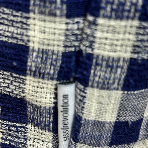 Sisstr Evolution Blue and White Gingham Shacket - Picture 4 of 11